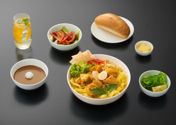 Khám phá tinh hoa ẩm thực xứ Quảng trên mây cùng Vietnam Airlines