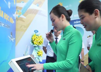 [Trải nghiệm] Chatbox AI Holobox giải đáp mọi câu hỏi của khách hàng