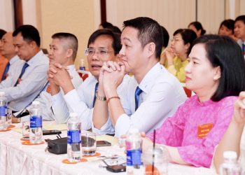 Hội nghị Người lao động Trung tâm Huấn luyện Bay năm 2024: Đồng hành vững bước