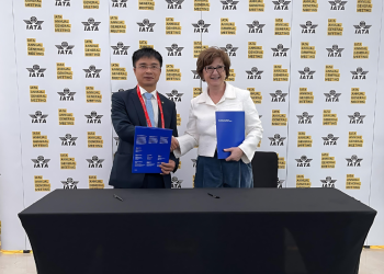 Vietnam Airlines tham gia dự án đo lường phát thải khí CO2 của IATA