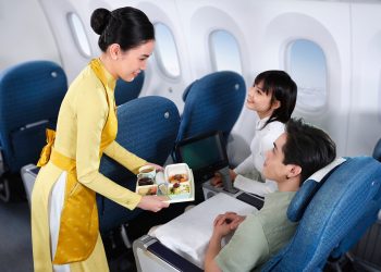 [Vạn Dặm Nâng Niu] Linh động đổi chuyến giúp hành khách có hành trình thuận lợi