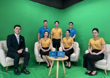 Sôi nổi Livestream tư vấn, chia sẻ kinh nghiệm tuyển dụng TVHK năm 2024