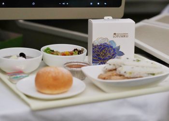 Hương vị Trung thu sớm trên các chuyến bay của Vietnam Airlines