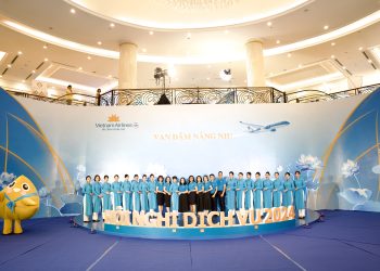 “Soi” xu hướng sản phẩm dịch vụ năm 2025 qua các gian hàng tại Hội nghị Dịch vụ