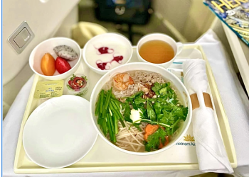 [Vạn Dặm Nâng Niu] “Tôi chọn món ăn Việt trên chuyến bay vì cảm giác thân thuộc”