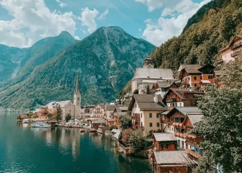 Trải nghiệm không thể bỏ lỡ tại Hallstatt – Ngôi làng cổ tích giữa lòng châu Âu