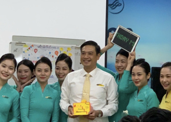 Tiếp viên trưởng Phạm Thái Hoà và “hành trình lột xác”