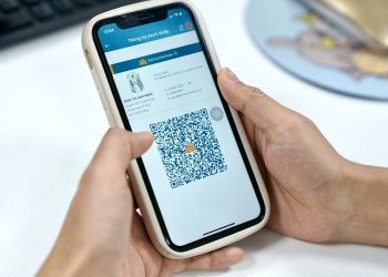 Triển khai phần mềm Mobile App tích hợp cho CBNV (VNA Discovery)