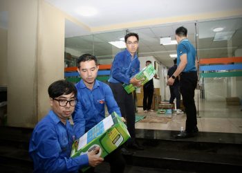 Đoàn Thanh niên VNA chung tay hỗ trợ đồng bào vùng lũ Thái Nguyên và Yên Bái