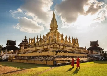 Vi vu bay Lào, nhận thêm hành lý miễn cước