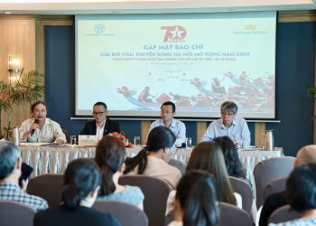Giải Bơi chải Thuyền rồng Hà Nội Mở rộng 2024: Chào mừng 70 năm ngày Giải phóng Thủ đô