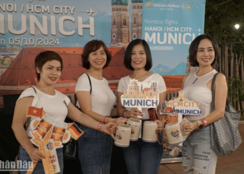 Bay thẳng tới Munich