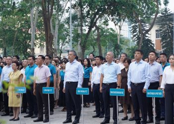 Chào cờ Tháng 10/2024: Đoàn kết vượt khó, quyết tâm hoàn thành nhiệm vụ quý IV/2024