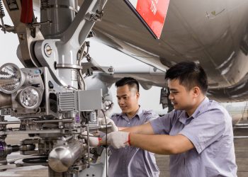 [VNA How] Bộ phận càng của máy bay hoạt động như thế nào?