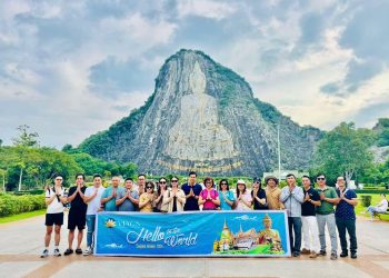 “VIAGS – Hello to the world” – Chương trình dành cho CBNV xuất sắc 3 miền