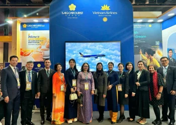 Vietnam Airlines và Saigontourist Group quảng bá du lịch Việt Nam tại London