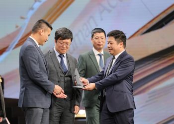 Vietnam Airlines xuất sắc giành giải thưởng “Ý tưởng phát triển bền vững” tại Human Act Prize 2024