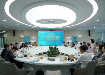 Đoàn công tác của Ban Cán sự đảng Bộ Công thương làm việc với Đảng ủy TCT HKVN