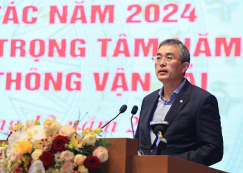 Vietnam Airlines tham dự Hội nghị Tổng kết công tác năm 2024 và triển khai nhiệm vụ trọng tâm năm 2025 của ngành Giao thông Vận tải