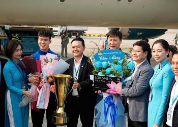 Vietnam Airlines đón và tri ân các nhà vô địch ASEAN Cup 2024