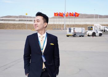 Tiếp viên kể việc tuyển chọn ‘ngặt nghèo’ khi phục vụ trên chuyến bay chuyên cơ