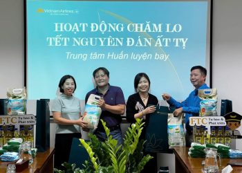 Trung tâm Huấn luyện Bay tổ chức chương trình “Xuân yêu thương”