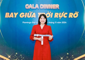 [Những Cánh Sen Vàng] Người đưa sản phẩm của VNA đến gần hơn với khách hàng