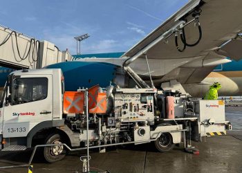 [VNA News] Vietnam Airlines tiên phong sử dụng nhiên liệu bền vững trên các chuyến bay từ châu Âu