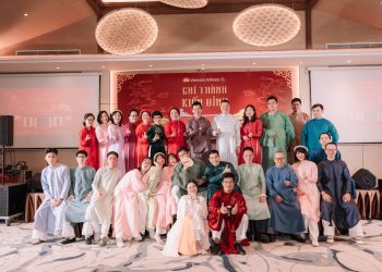 YEP 2024 ấn tượng của ban KHPT với cổ phục Việt