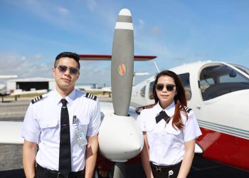 Chuyện tình cặp đôi phi công sau cú ‘bẻ lái’ định mệnh