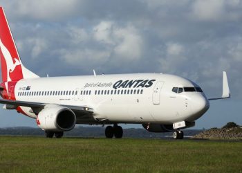 Aviation News 3/3: Qantas tân trang lại khoang hành khách Boeing 737-800