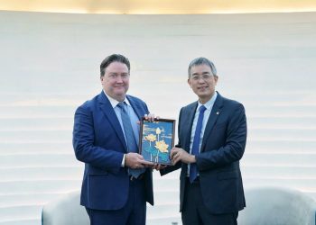 Chủ tịch Đặng Ngọc Hòa tiếp Đại sứ Hoa Kỳ tại Việt Nam