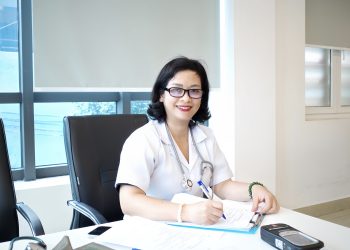 [Cất cánh tự hào Việt Nam] Nụ cười ân cần luôn nở trên môi – Y sĩ Nguyễn Thu Vân