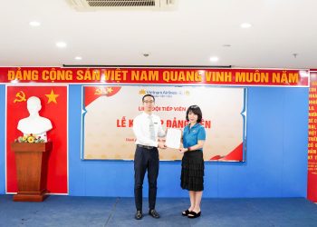 [Vietnam Airlines trong tôi là…] Từng bước vươn cao – tự hào, cống hiến