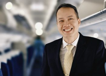 [Thanh âm tự hào Vietnam Airlines] Bay cao cùng Tổ quốc