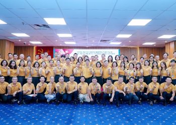 [Cuộc thi Sáng kiến Đảng] Đảng viên GenZ: Thế hệ “truyền lửa” Vietnam Airlines