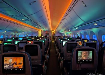 [Vietnam Airlines trong tôi là…] Trải nghiệm bay trọn vẹn cùng Vietnam Airlines Vạn Dặm Nâng Niu