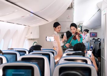 [Cất cánh tự hào Việt Nam] Bay cùng Vietnam Airlines – Mừng Ngày Quốc Tế Phụ Nữ – KH Nguyễn Anh Đức