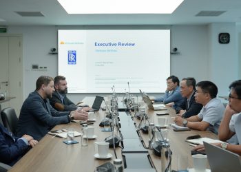 Vietnam Airlines và Rolls-Royce tăng cường hợp tác chiến lược trong lĩnh vực kỹ thuật và thương mại