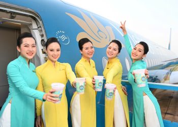 [Cất cánh tự hào Việt Nam] Tự hào là tiếp viên Vietnam Airlines – TV Vũ Hải Hà 77 và TV Đàm Hạnh Ngân 21