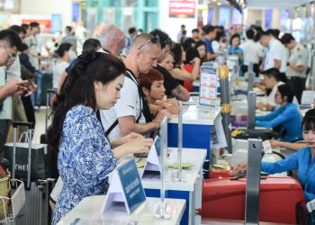 Vietnam Airlines đón hành khách thứ 350 triệu