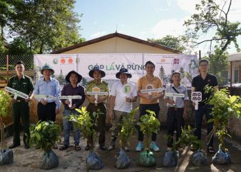 “Góp Lá Vá Rừng 2025”: Vietnam Airlines gieo mầm xanh giữa đại ngàn Tây Bắc