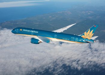 Vietnam Airlines mở bán vé ưu đãi thu 2025 trên đường bay nội địa và quốc tế