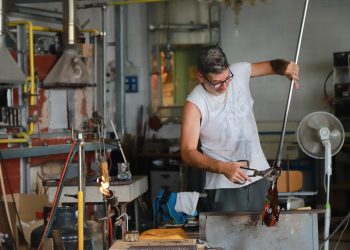 Đến Venice, đừng chỉ đi Gondola, hãy ghé Murano để tìm kho báu lấp lánh