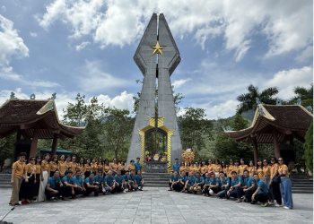 Hành trình về nguồn đầy ý nghĩa của Đảng bộ Văn phòng Tổng công ty