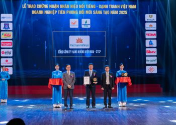 Vietnam Airlines nhận cú đúp giải thưởng tại Lễ trao chứng nhận Nhãn hiệu nổi tiếng