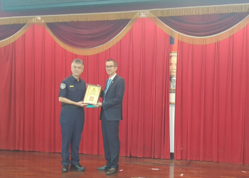 Vietnam Airlines tại Cao Hùng nhận bằng khen, góp phần ngăn chặn tội phạm lừa đảo lao động xuyên biên giới