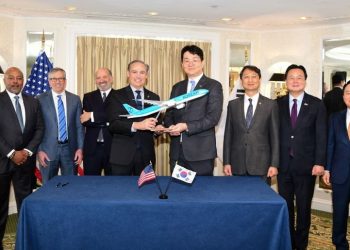 Aviation News 26/8: Boeing mua 103 máy bay Boeing