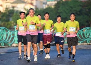 Gần 2.000 vận động viên tranh tài tại giải chạy “Run for Love”  của Vietnam Airlines