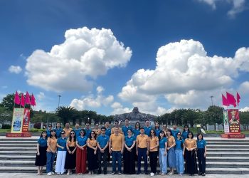 Hành trình Về nguồn 2025: Tri ân và gắn kết